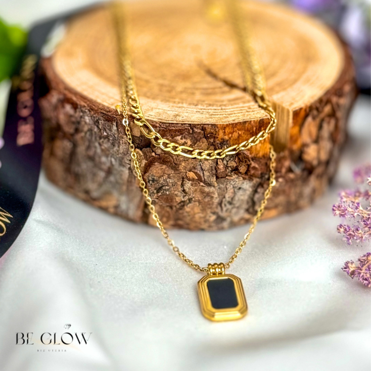 Szary Minimalistyczny Biżuteria Post na Instagram (71).png