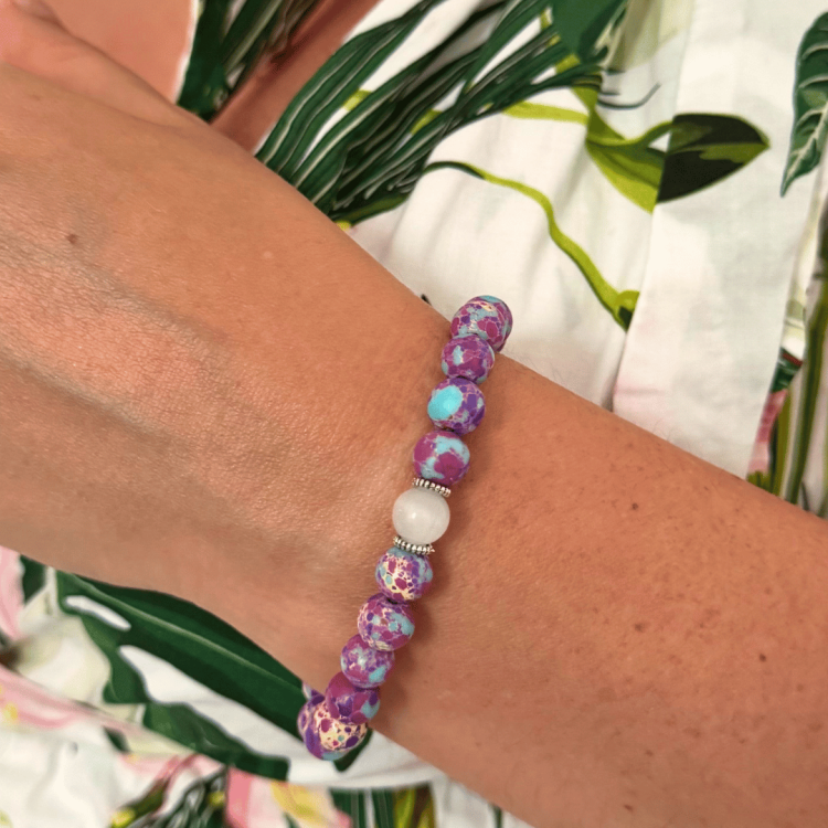 Beżowy, kobiecy, motywujacy temat pokochaj swoje ciało relacja na instagramie (16).png